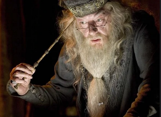 Dumbledore with Elder Wand pic